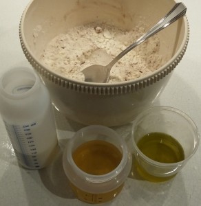 ingredienti per biscotti con farina di carrube