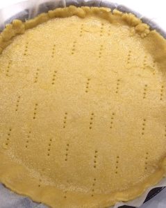 fondo di frolla bucherellata